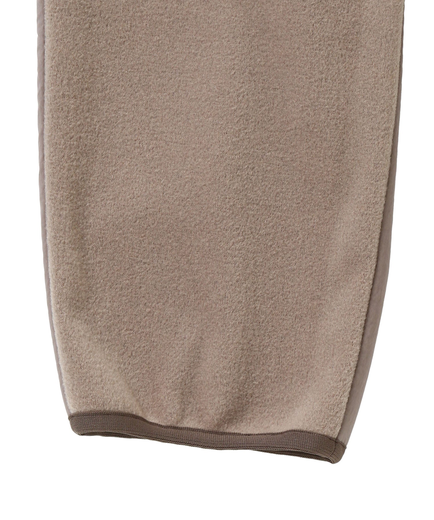 PATCHED FLEECE PANTS