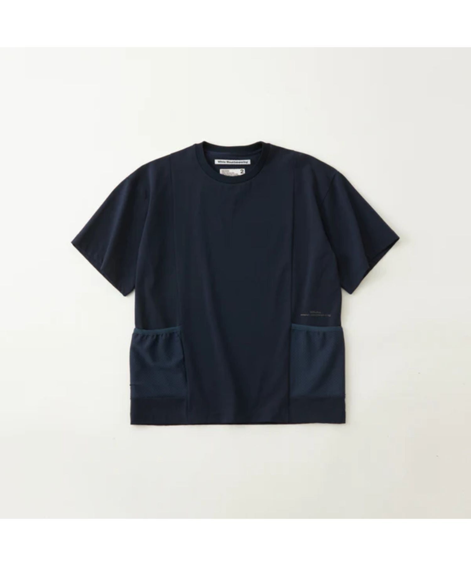 SIDE POCKETS T-SHIRT