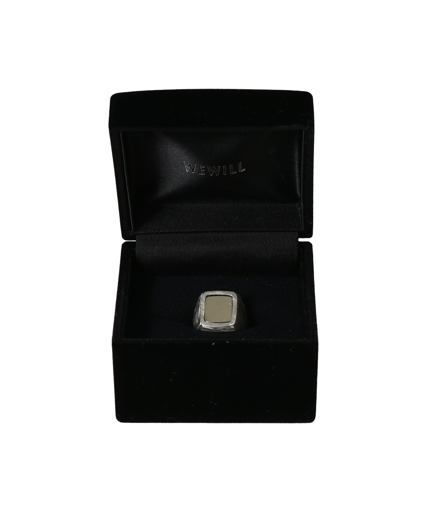 SIGNET RING