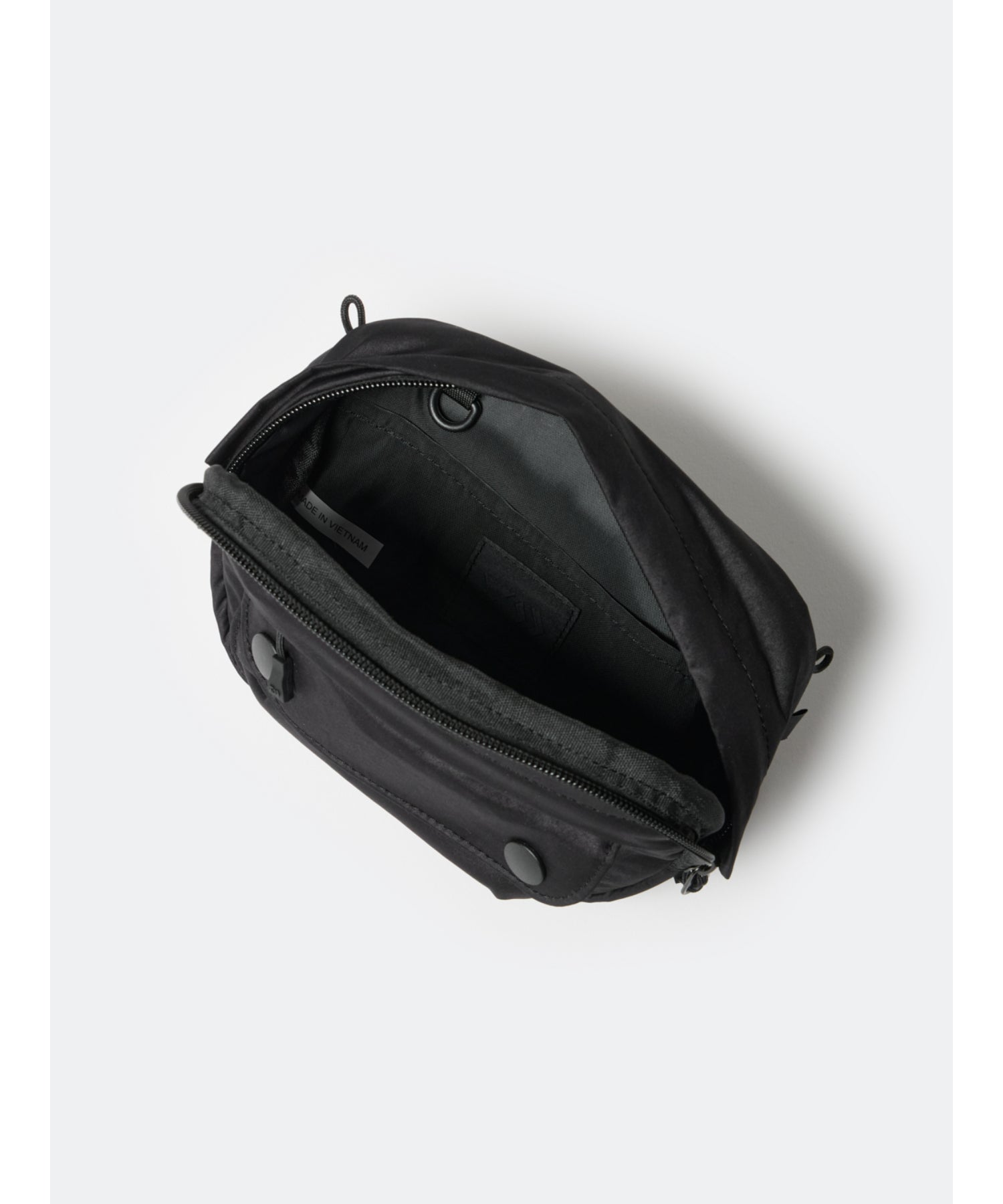 TECH FANNY PACK