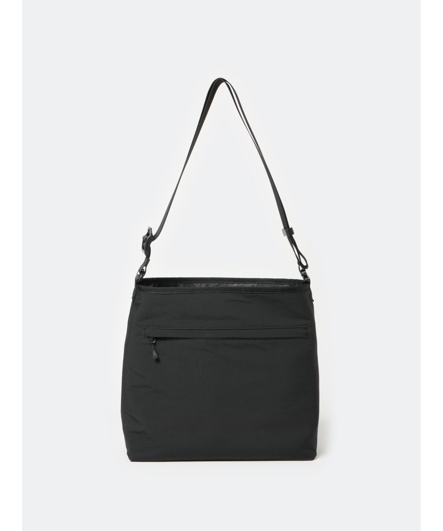 TECH REVERSIBLE ONE SHOULDER BAG