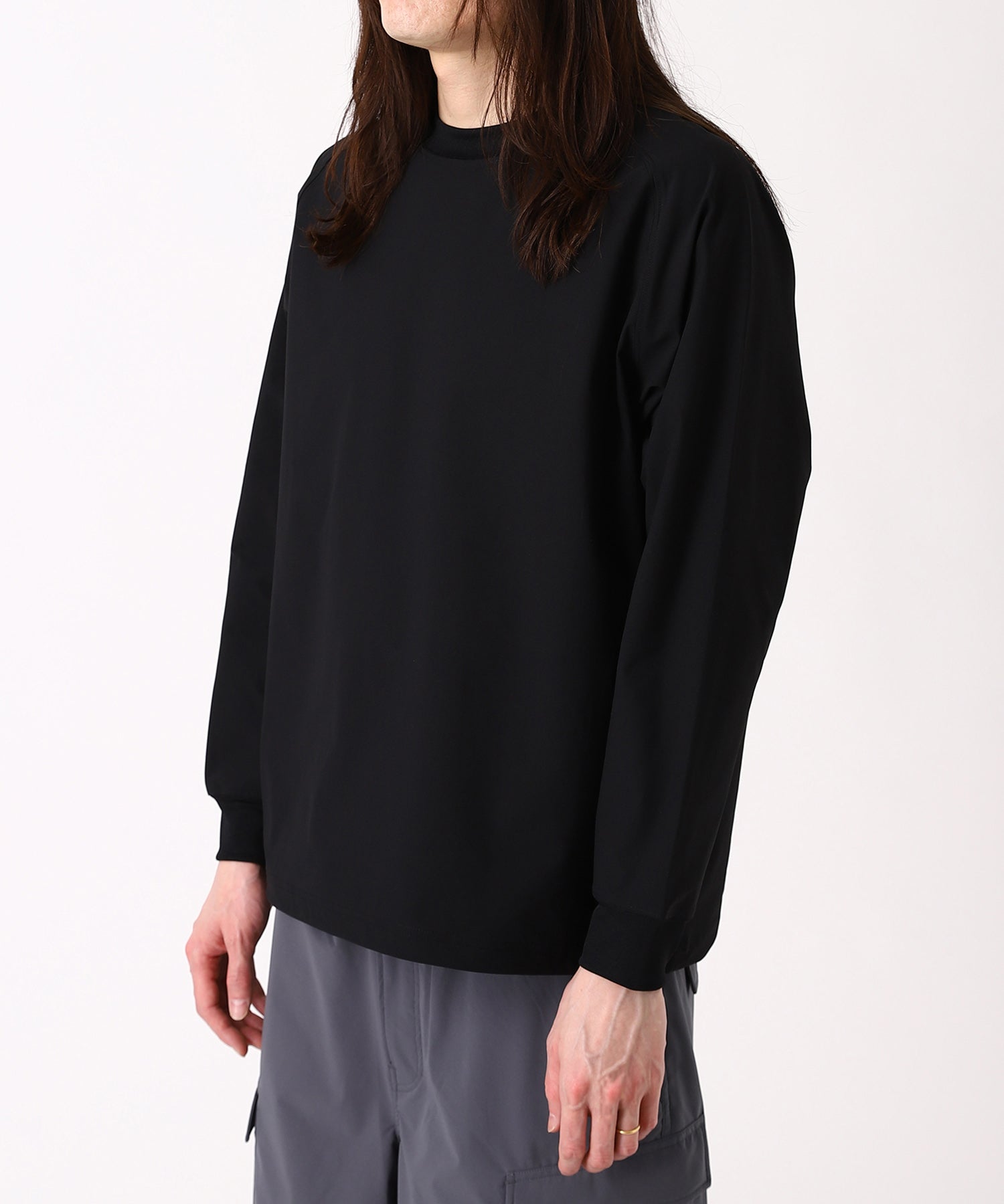 TECH LIGHTWEIGHT L/S TEE