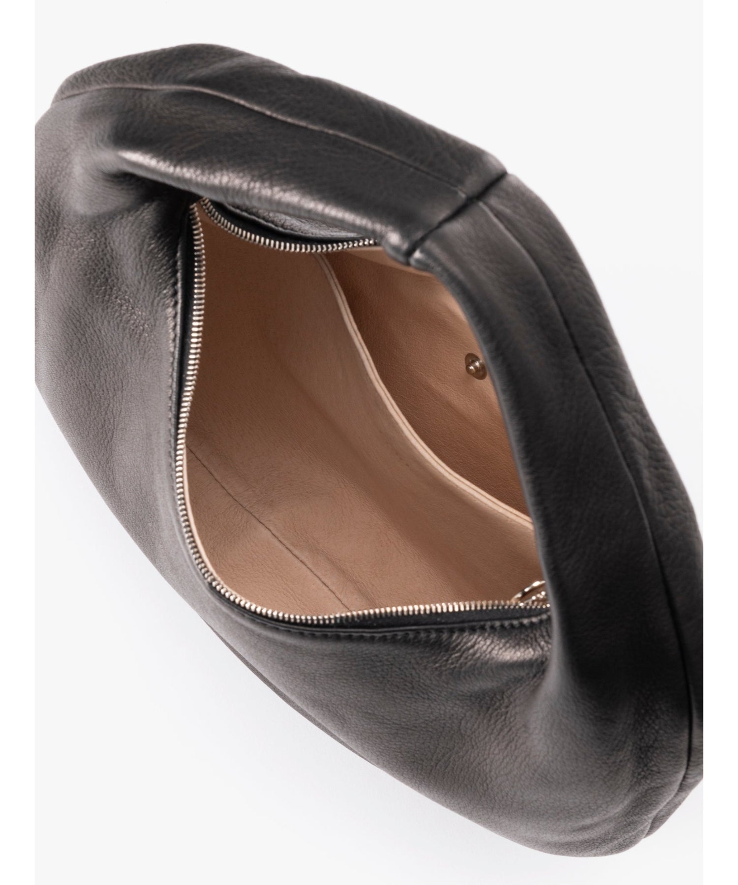 ONE SHOULDER : M