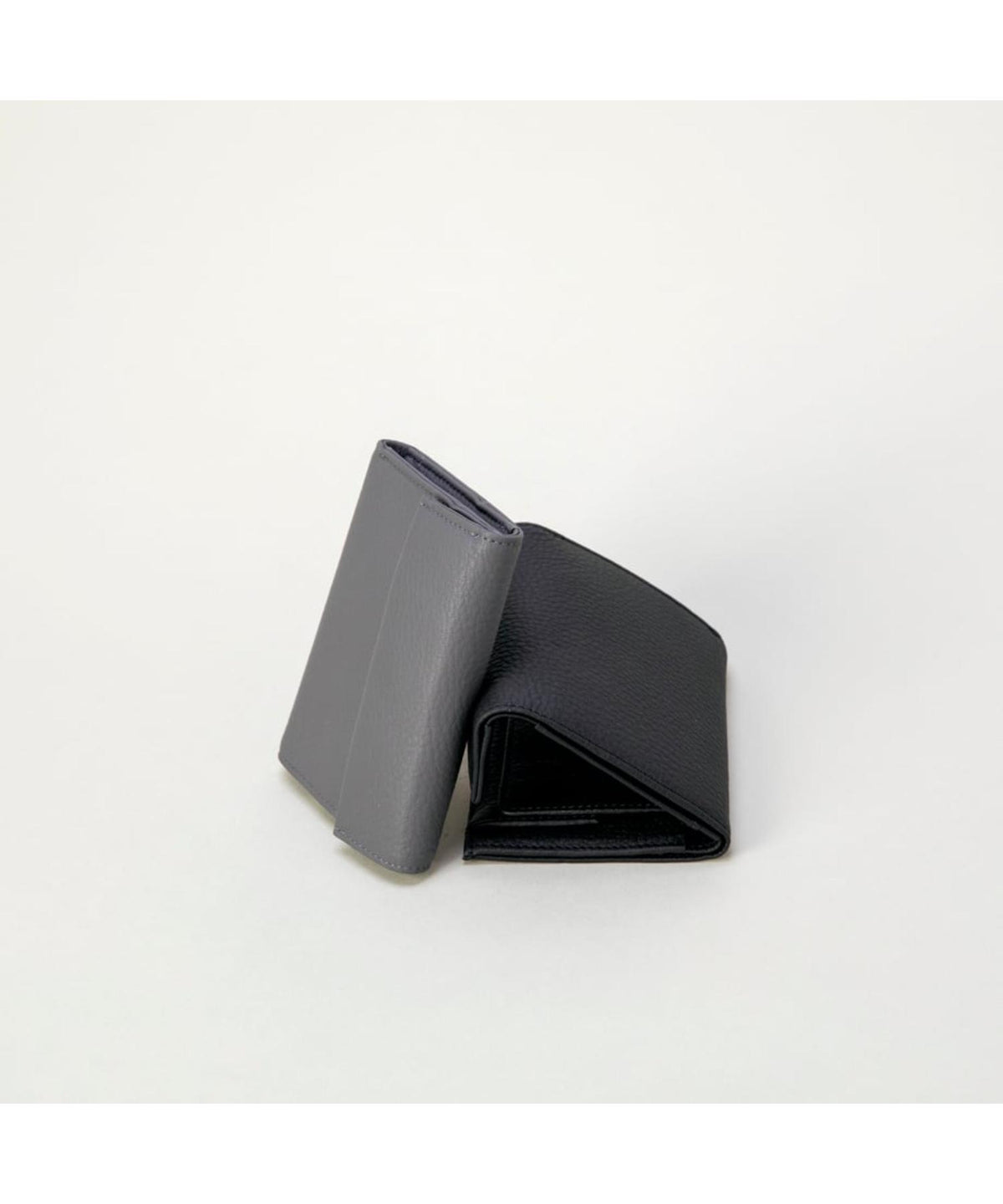 EO SHRINK TRIFOLD WALLET