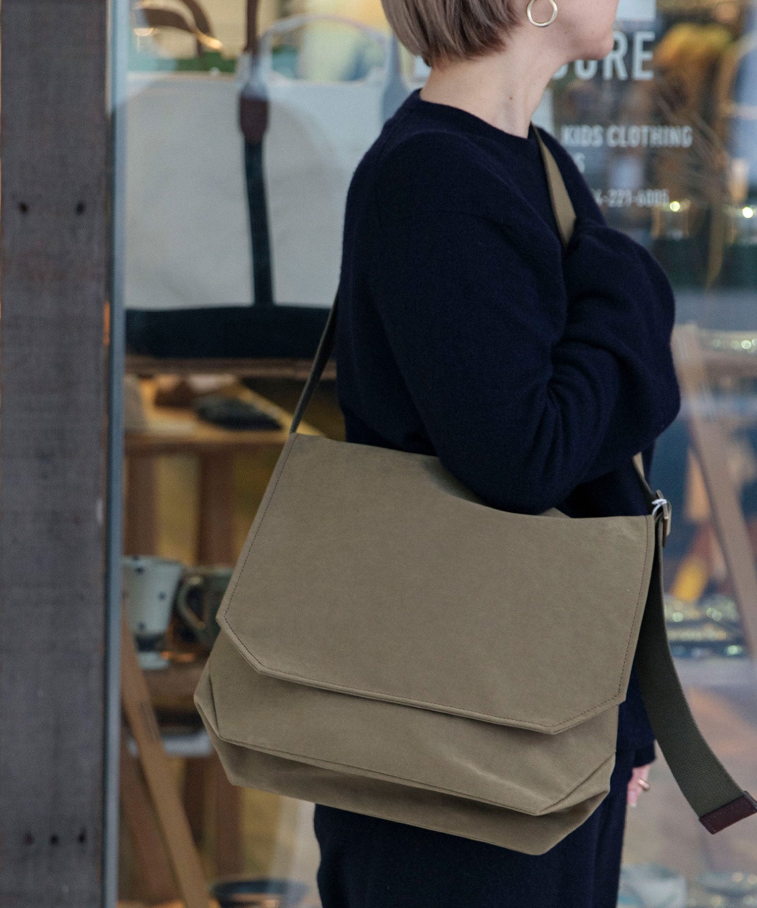 flap shoulder small
