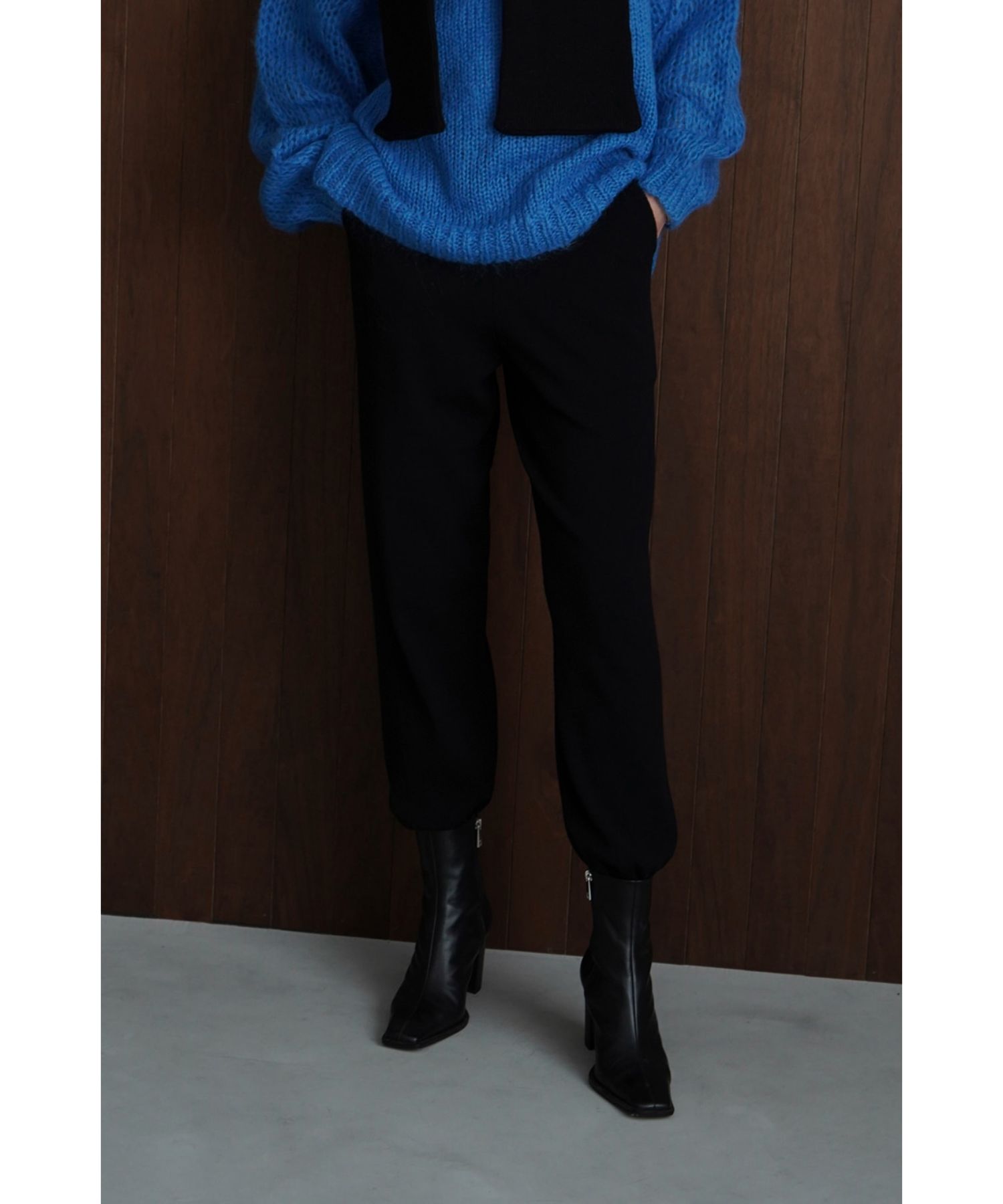 Slim Knit Pants