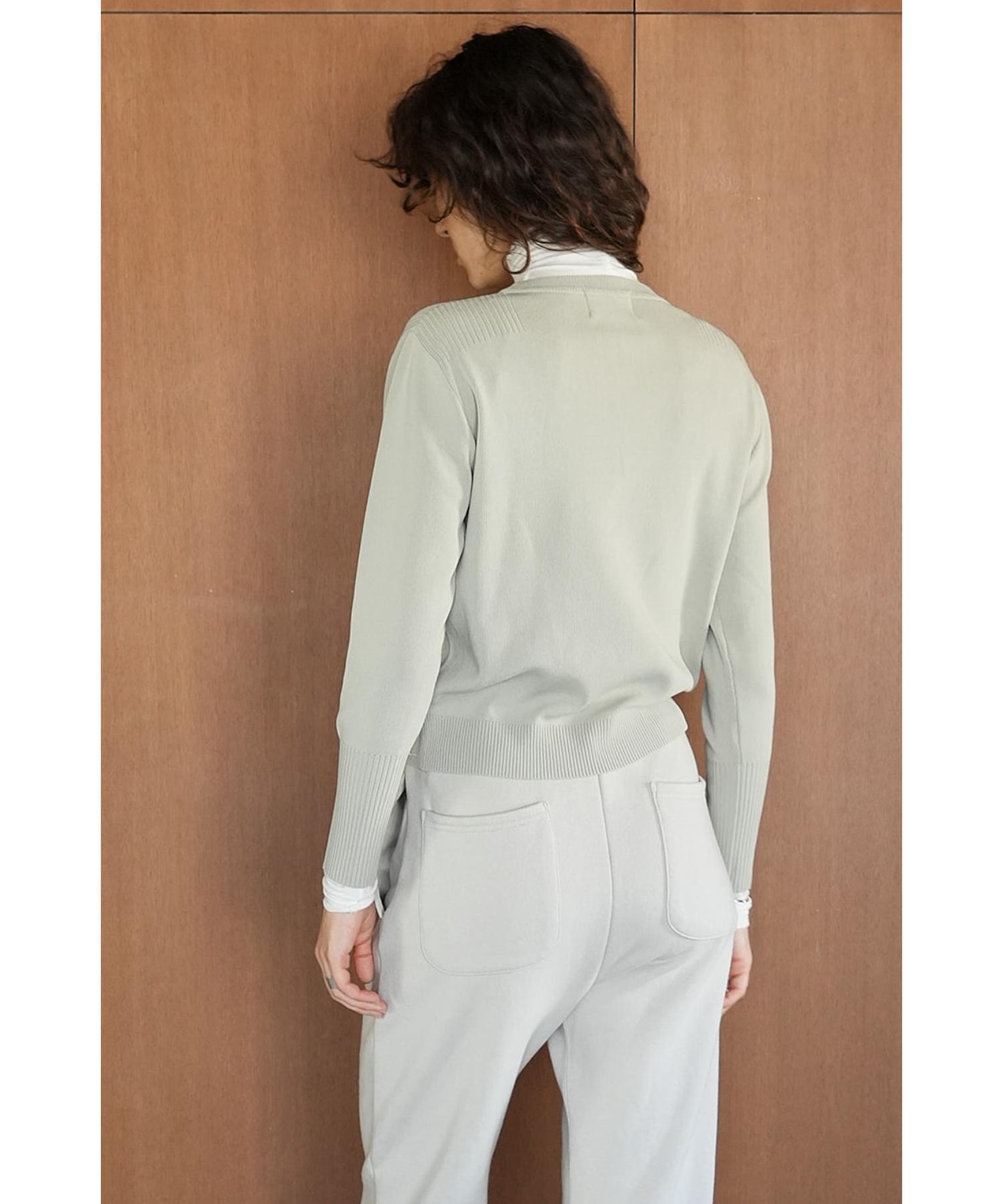 BASIC COMPACT KNIT TOPS