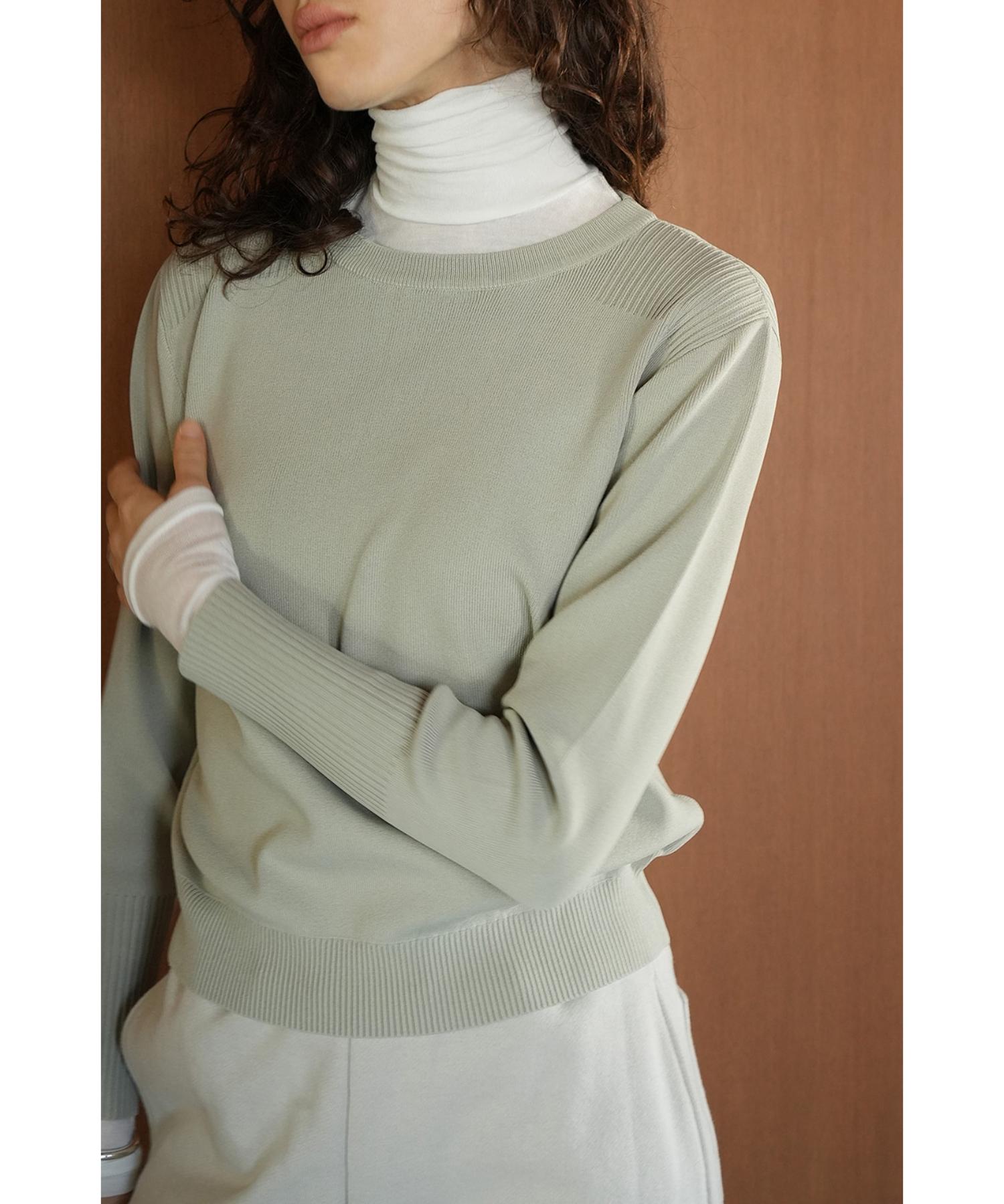 BASIC COMPACT KNIT TOPS