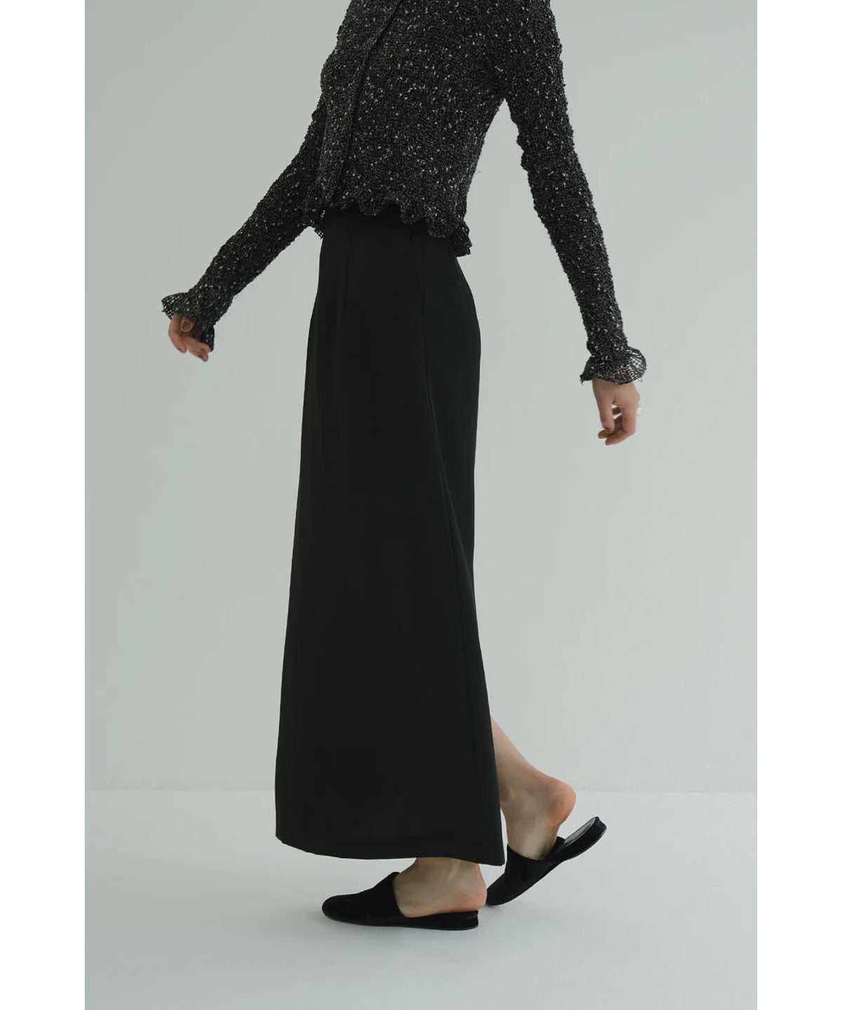 HIGH WAIST STRAIGHT SATIN SKIRT