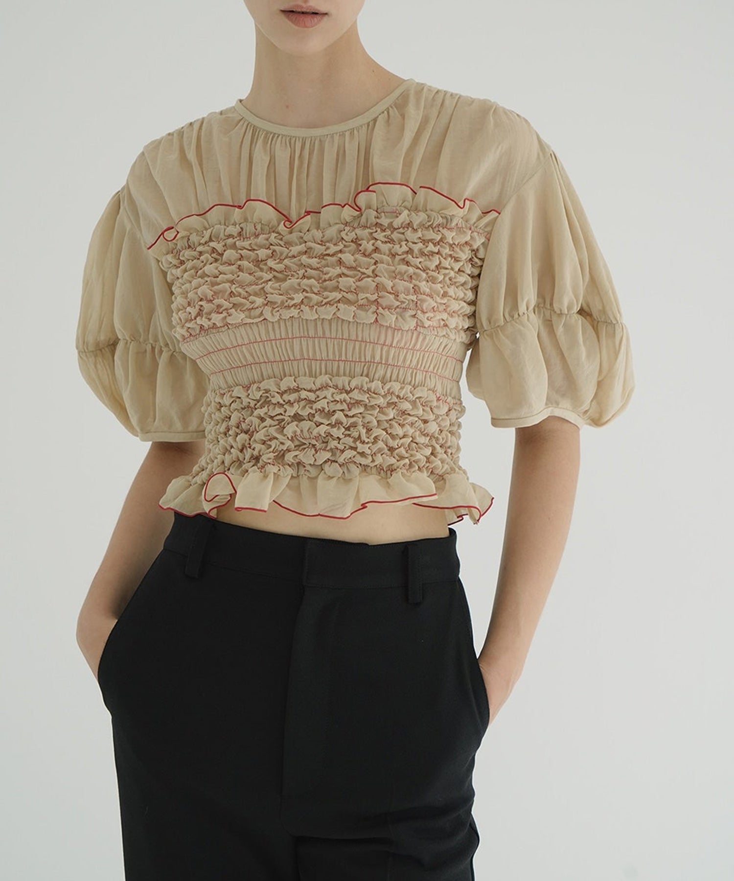 COLOR STITCHED SHIRRING TOPS