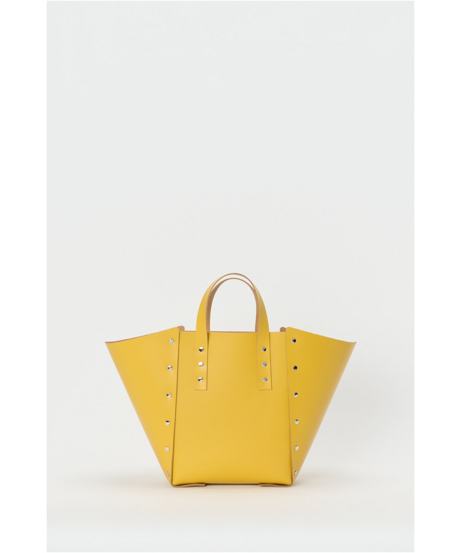 assemble hand bag wide M