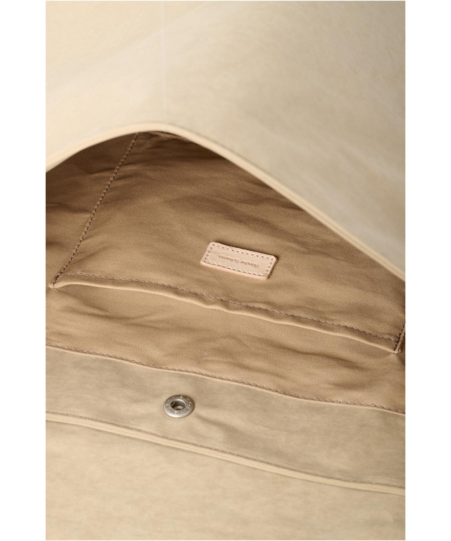 flap shoulder small