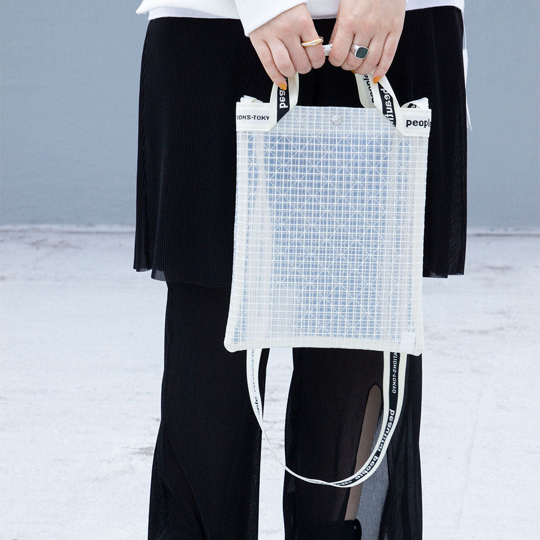 plaid vinyl logo tape sacoshe bag