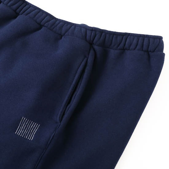 BASKETBALL SHORTS