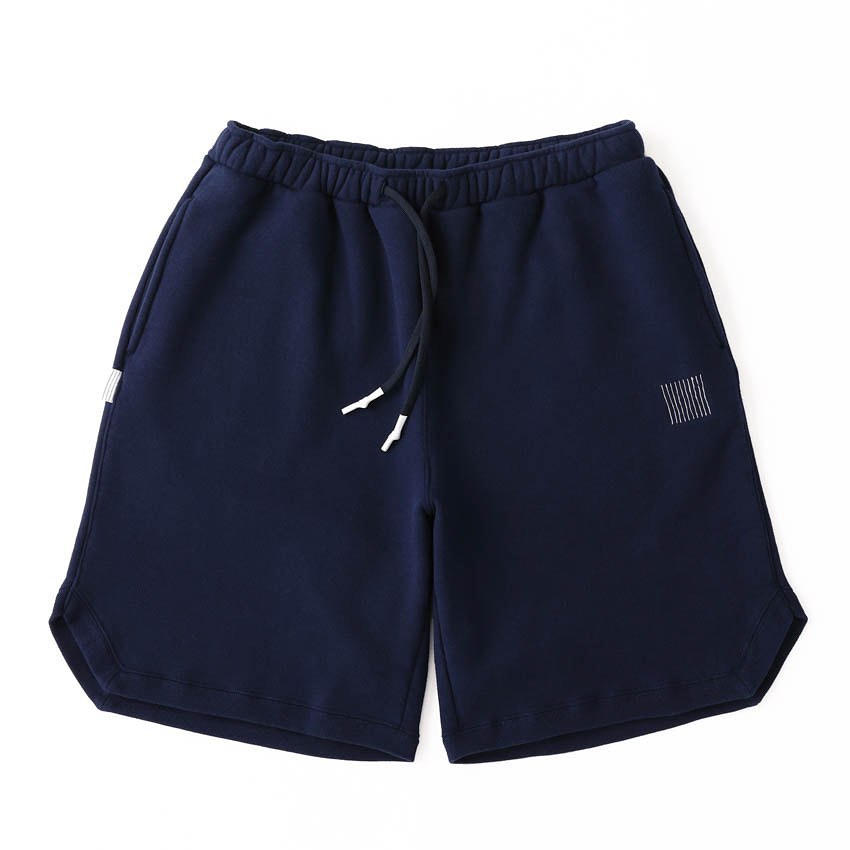 BASKETBALL SHORTS