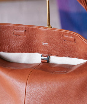 ROUND SHOULDER M