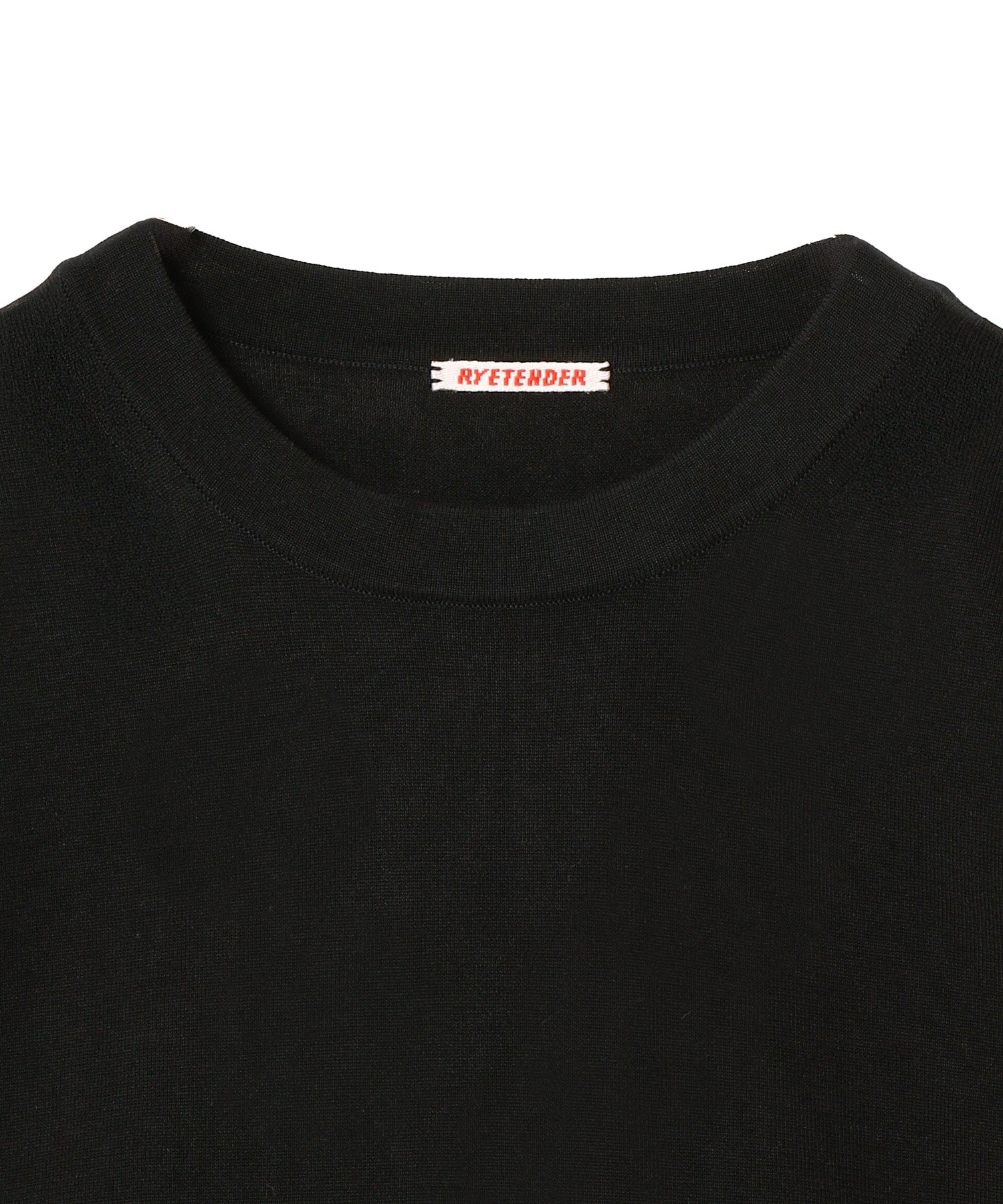 CENTRE TEE (WHITE, BLACK, GRAY, RED)