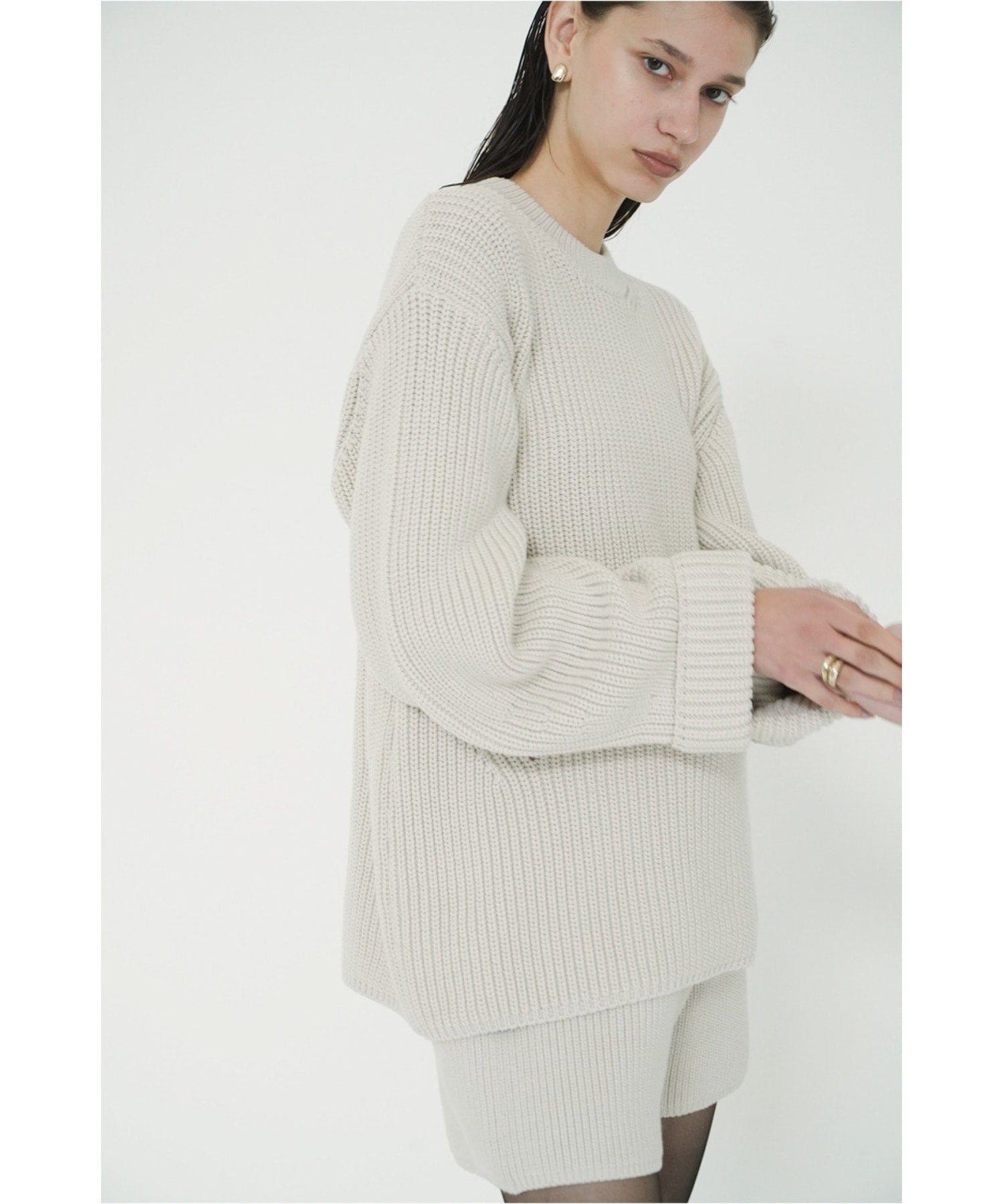 OVER FORM SLEEVE KNIT TOPS