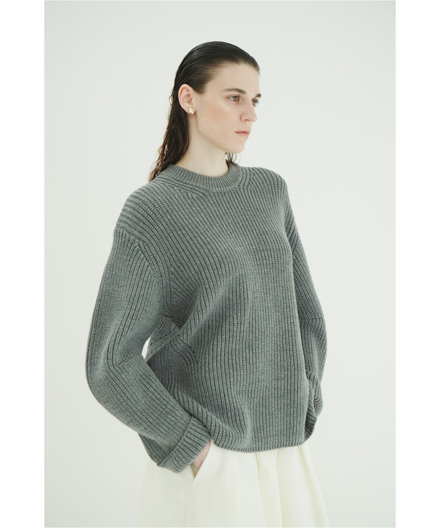 OVER FORM SLEEVE KNIT TOPS