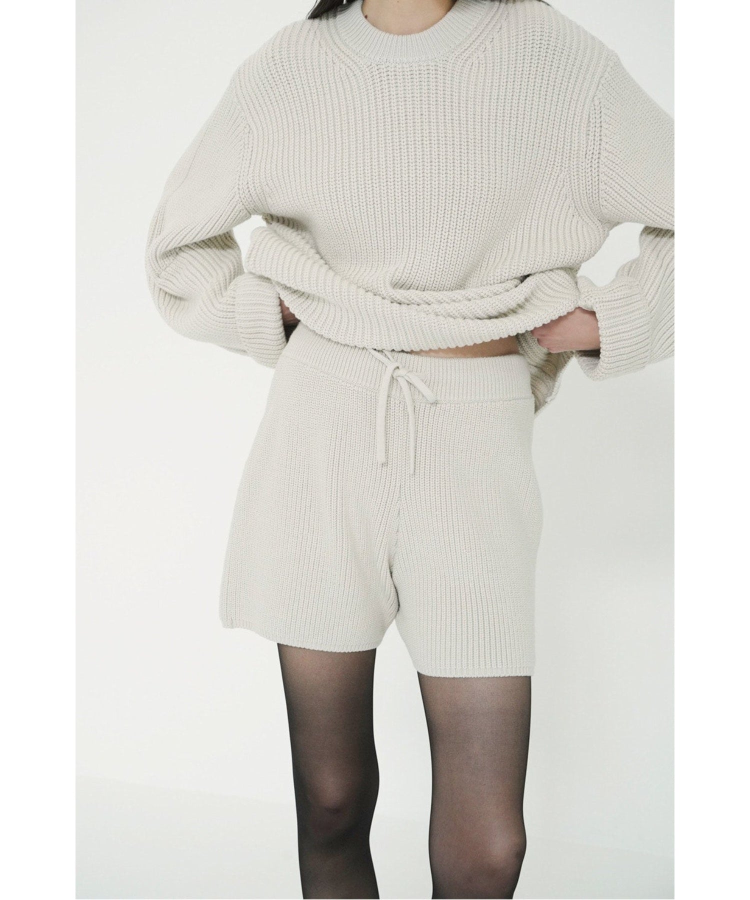 KNIT SHORT PANTS