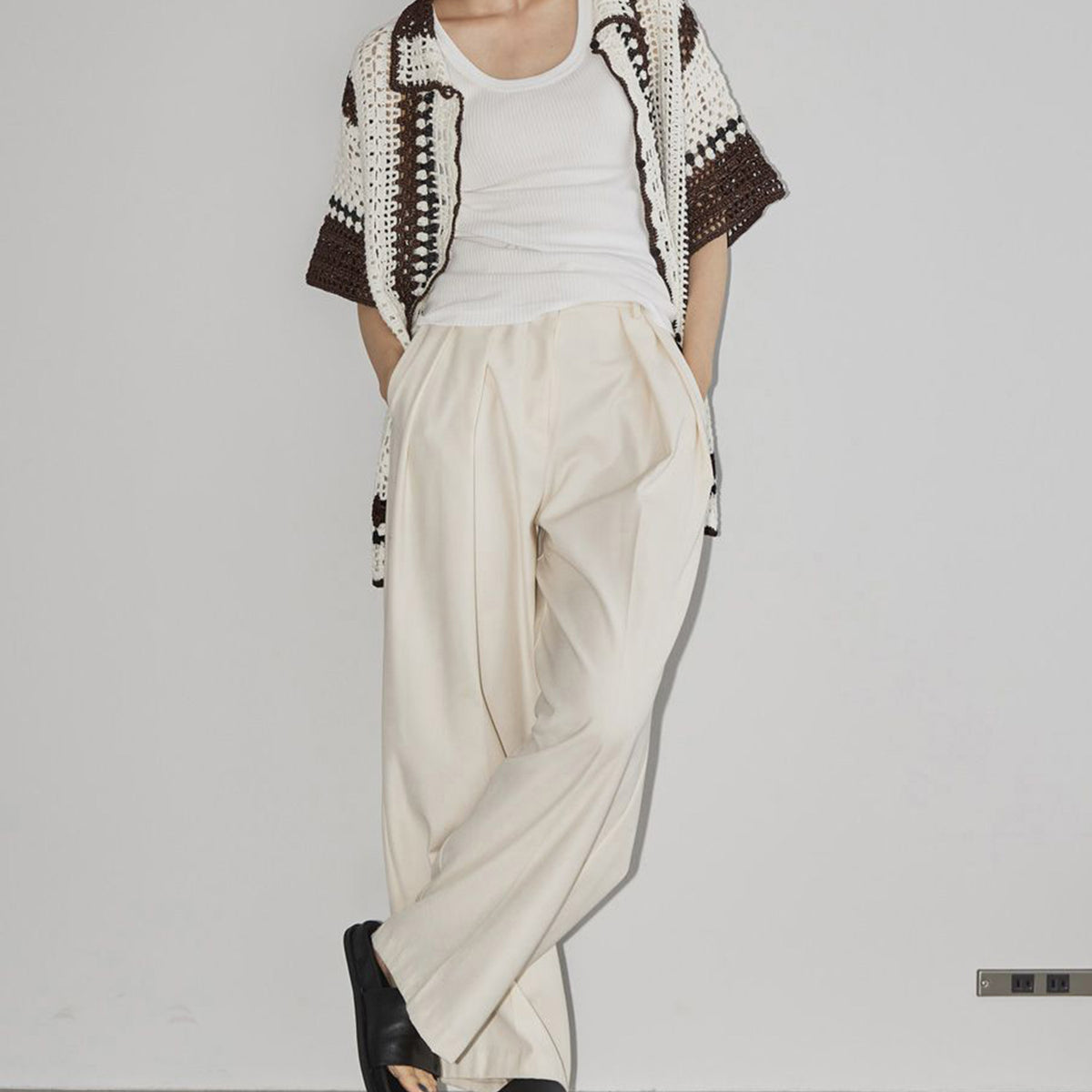 todayful tuck tapered Trousers 36 ホワイト TODAYFUL Tuck Tapered Trousers 36 - メルカリ