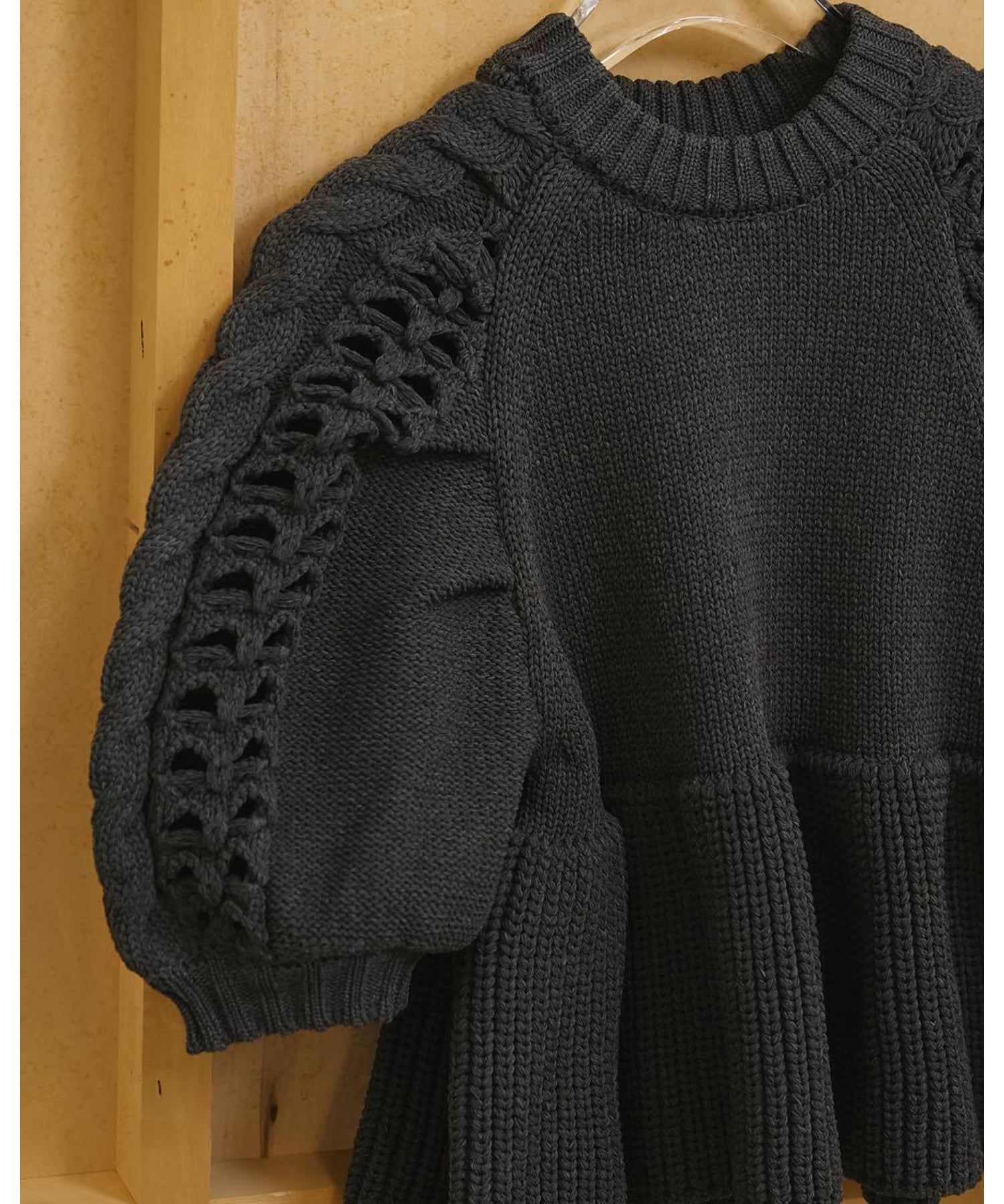 Puffsleeve Knit Tops