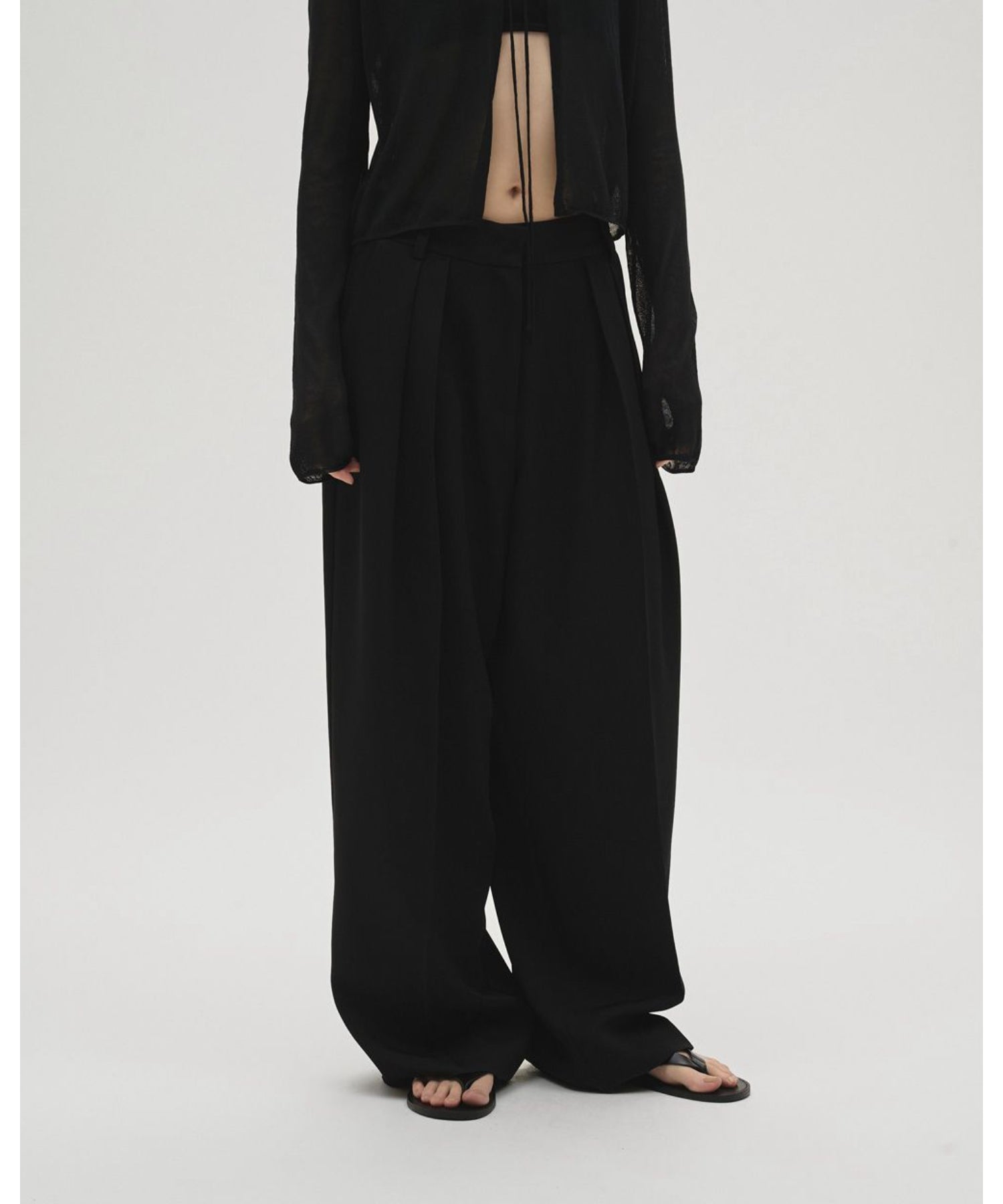 Tuck Wide Trousers