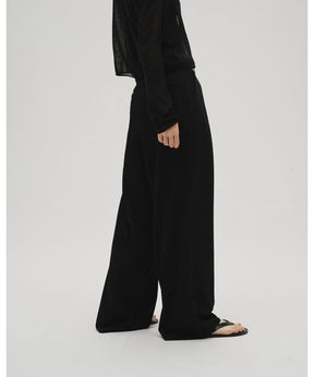Tuck Wide Trousers