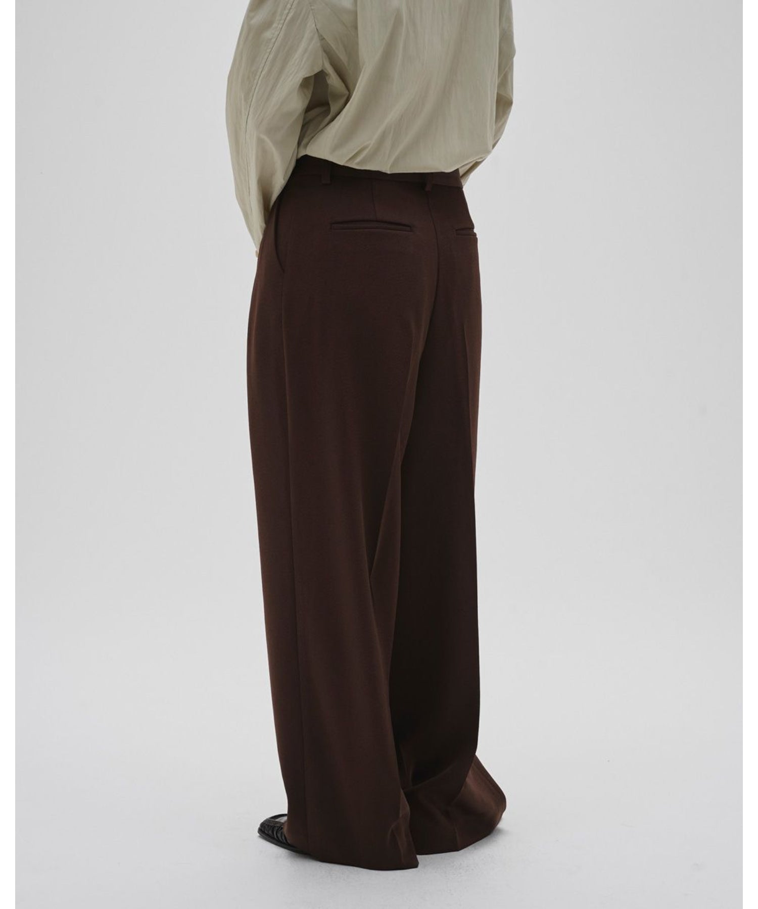 Tuck Wide Trousers