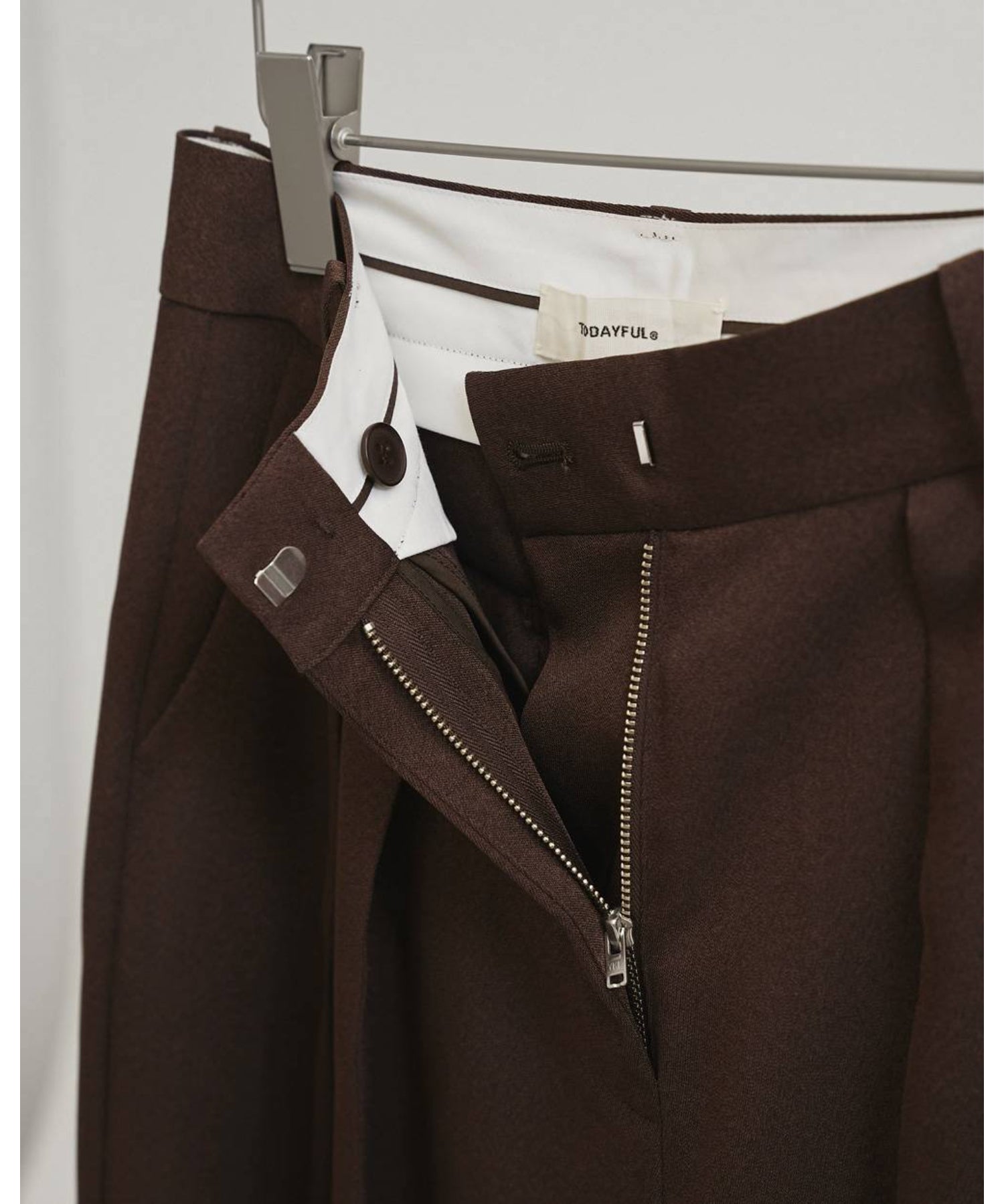 Tuck Wide Trousers