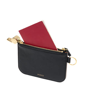 PASS POUCH