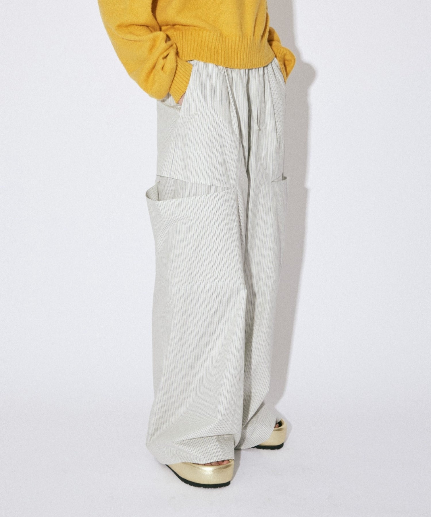 finx stripe bow silhouette pants