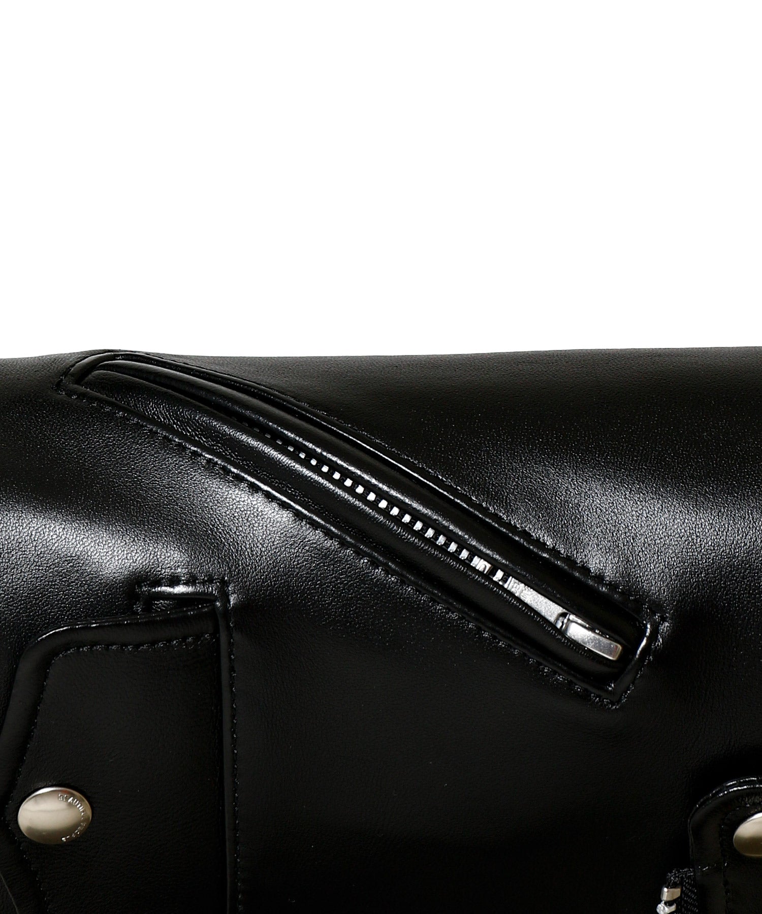 excerption riders flap shoulde
