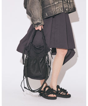 over engineering puff tote