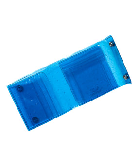 nothing to hide vinyl ostrich card wallet