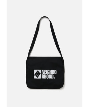 LOGO SHOULDER BAG