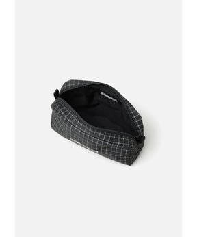 REFLECTIVE POUCH