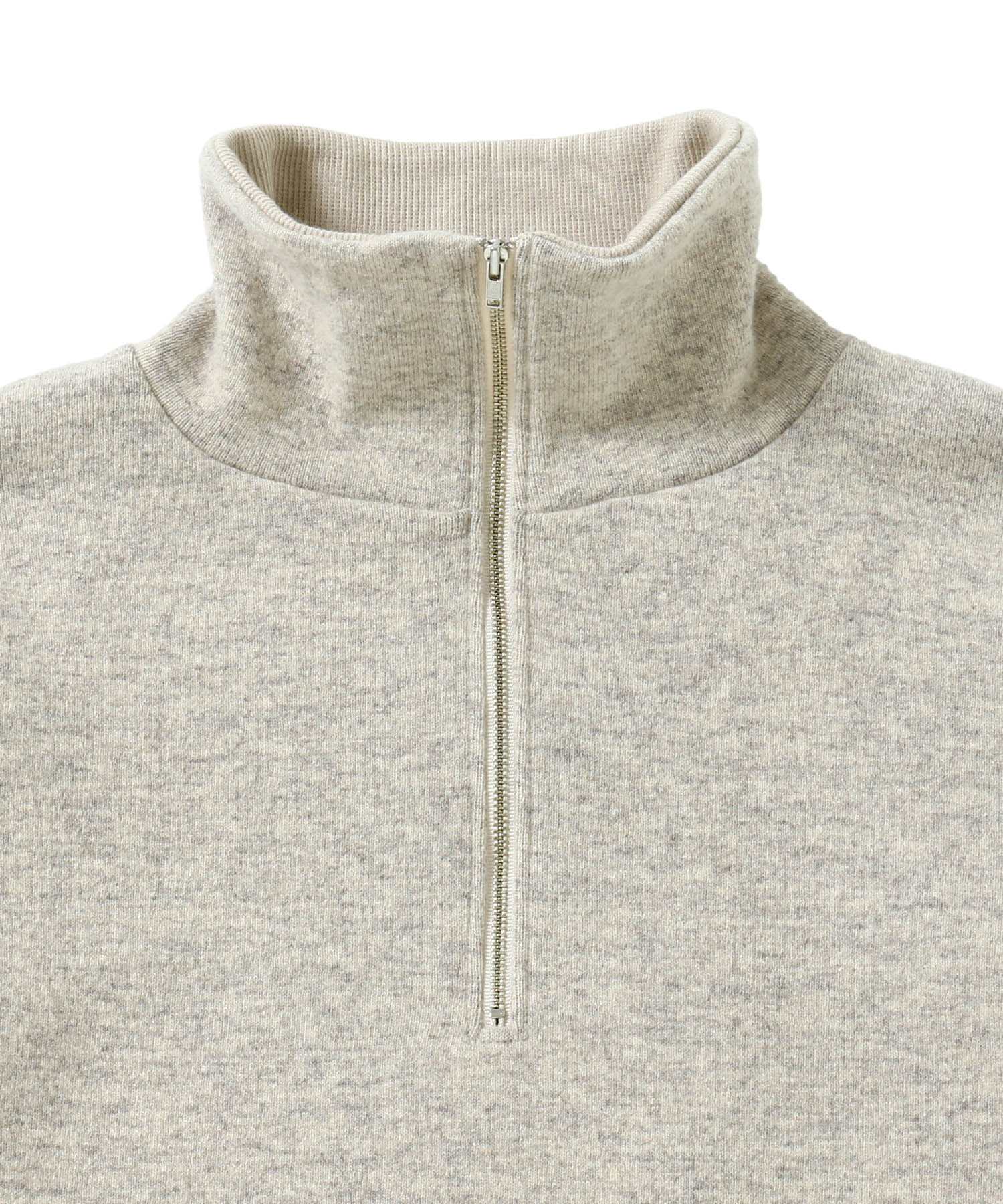 HALF ZIP SWEATSHIRT