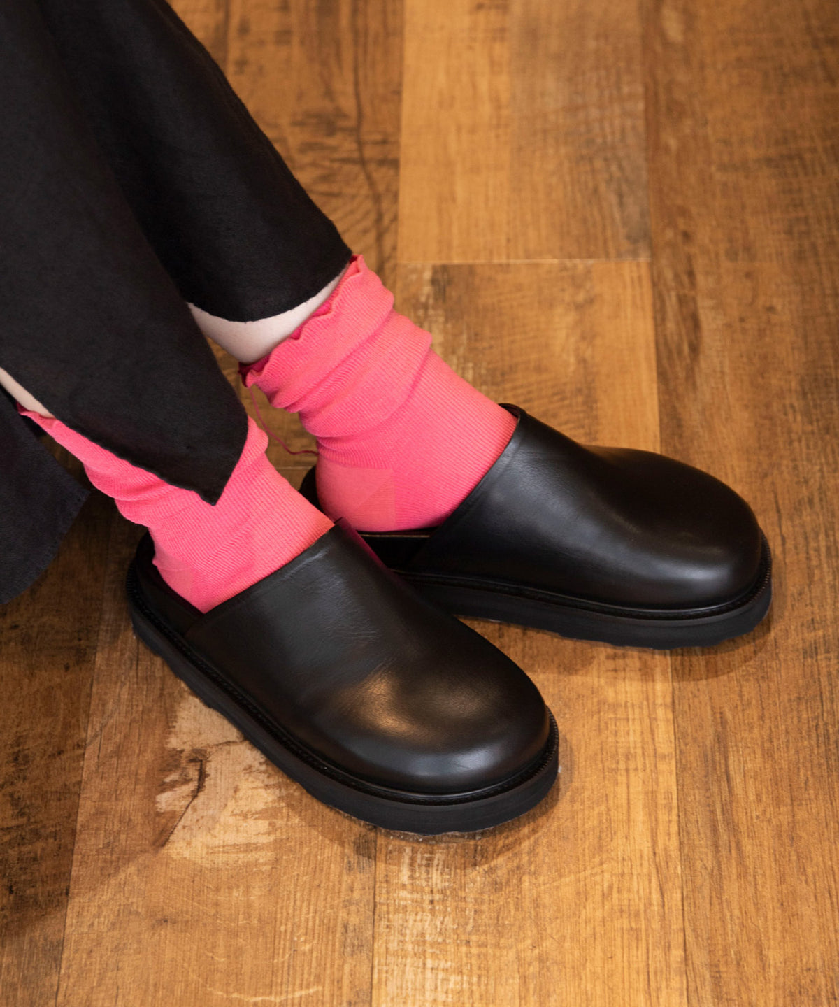 CLOG SANDALS