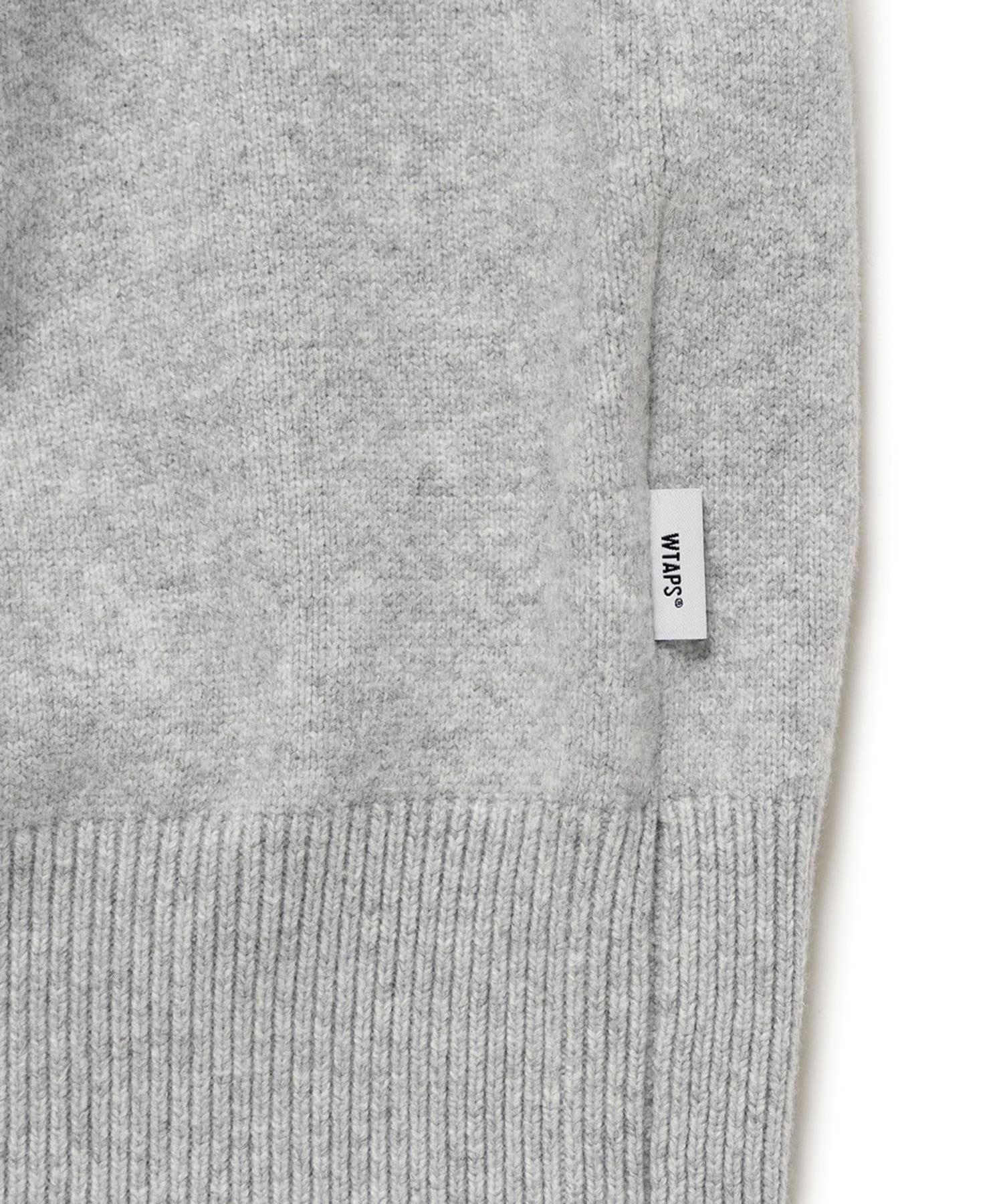 HOODIE / SWEATER / NYCO