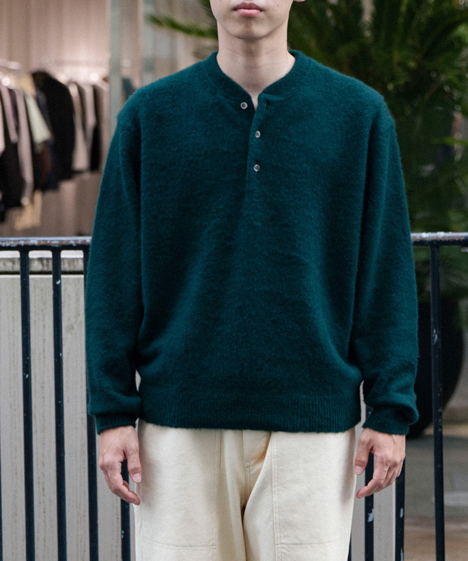 Cashmere Middle Gauge Henley Neck Sweater