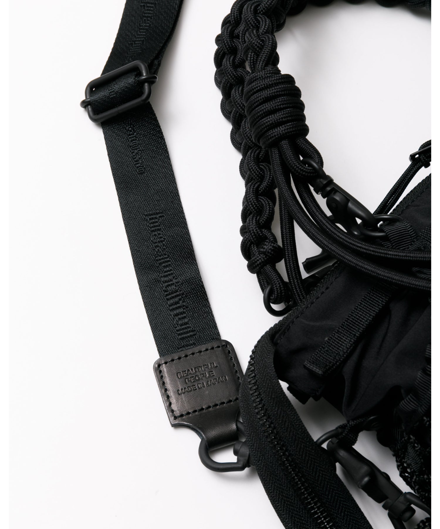 over engineering puff tote