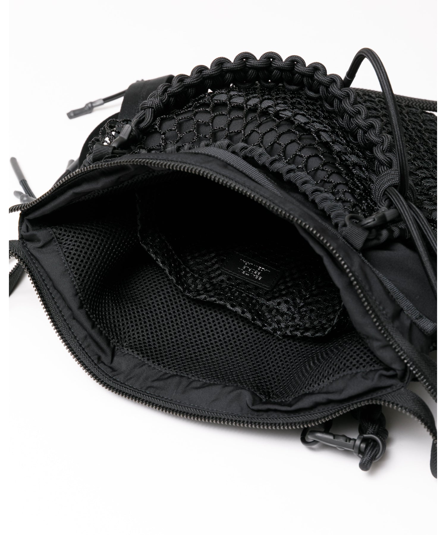over engineering puff tote