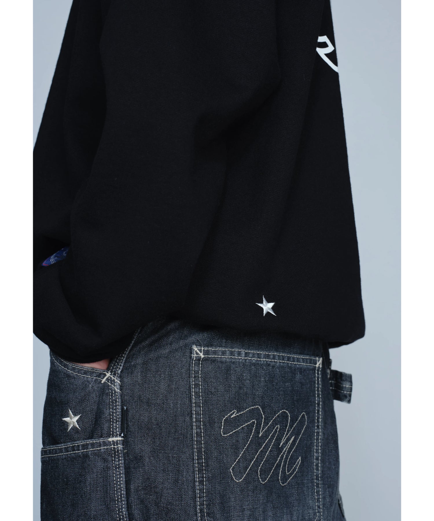 NH X M&M . SWEAT SHIRT