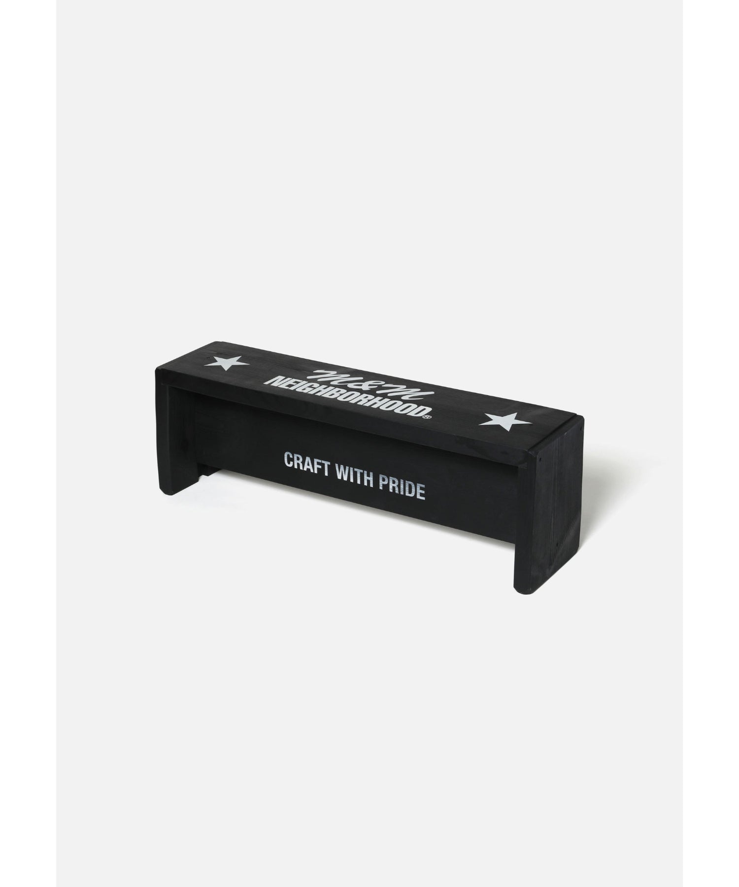 NH X M&M . BENCH