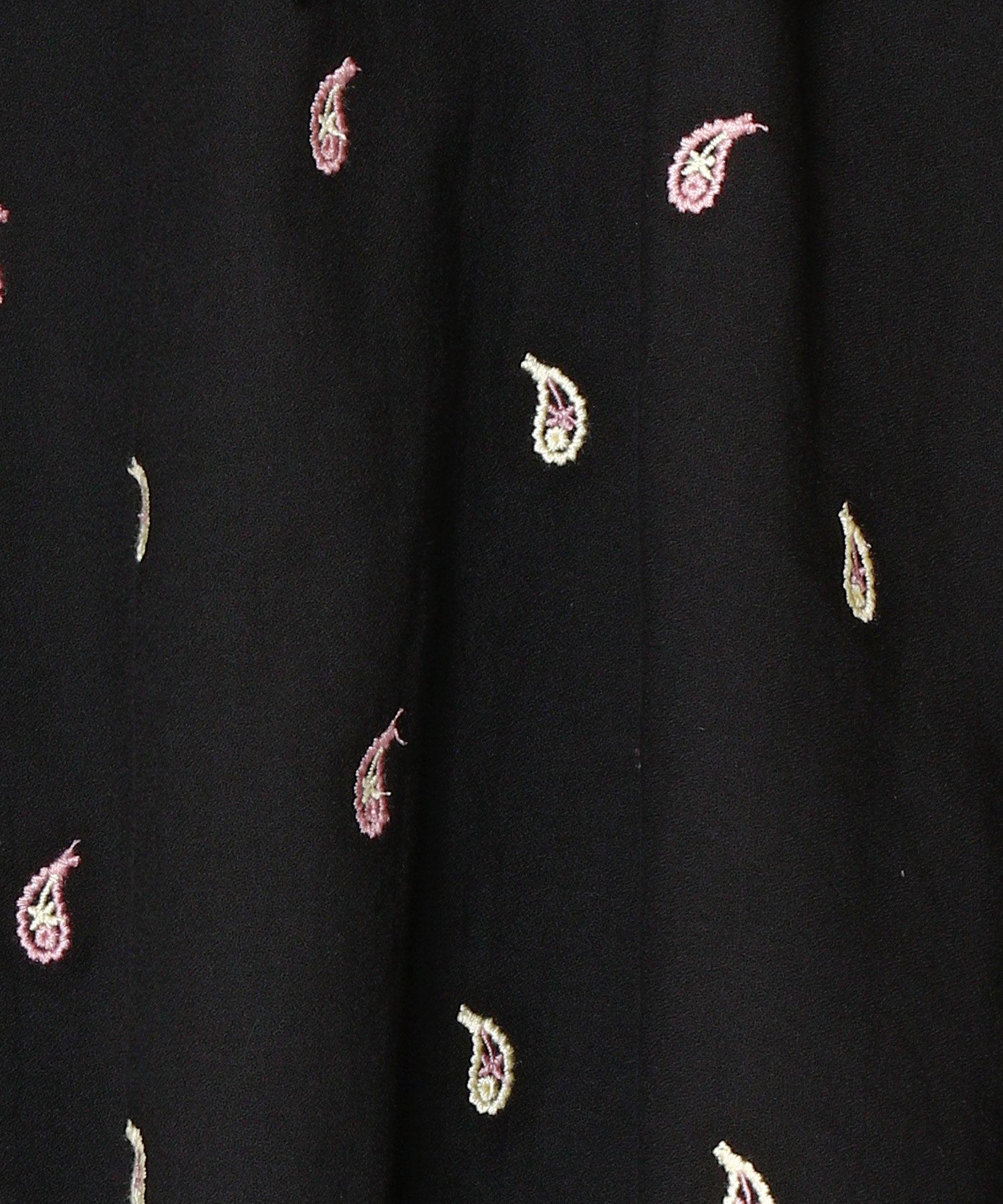 PAISLEY EMBROIDERED BLOUSE