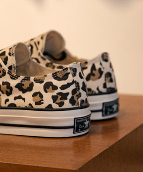 CHUCK TAYLOR MATERIAL OX