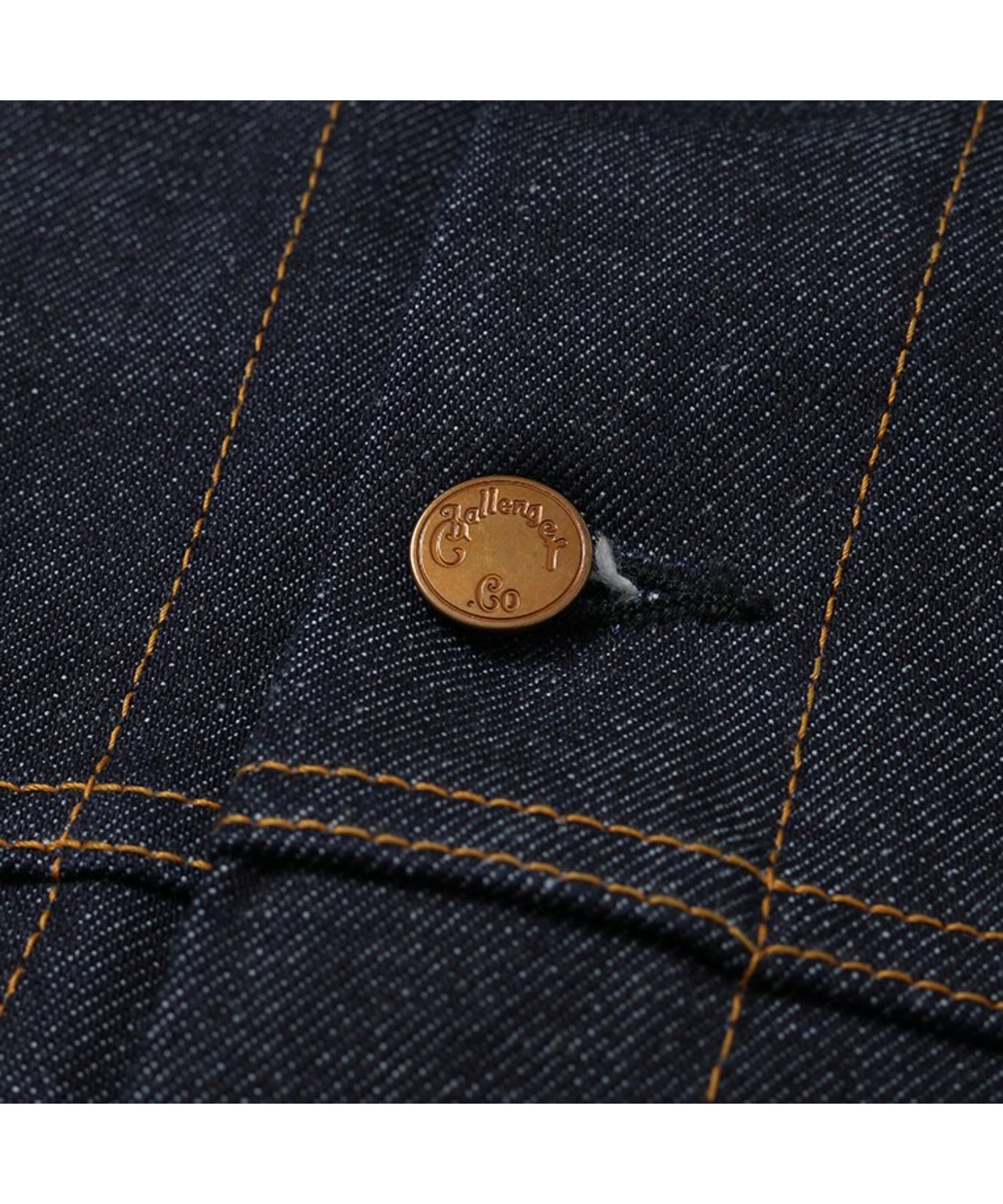 CLASSIC DENIN JACKET