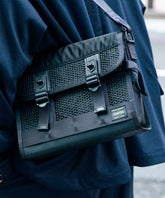 BOUNCE SHOULDER BAG