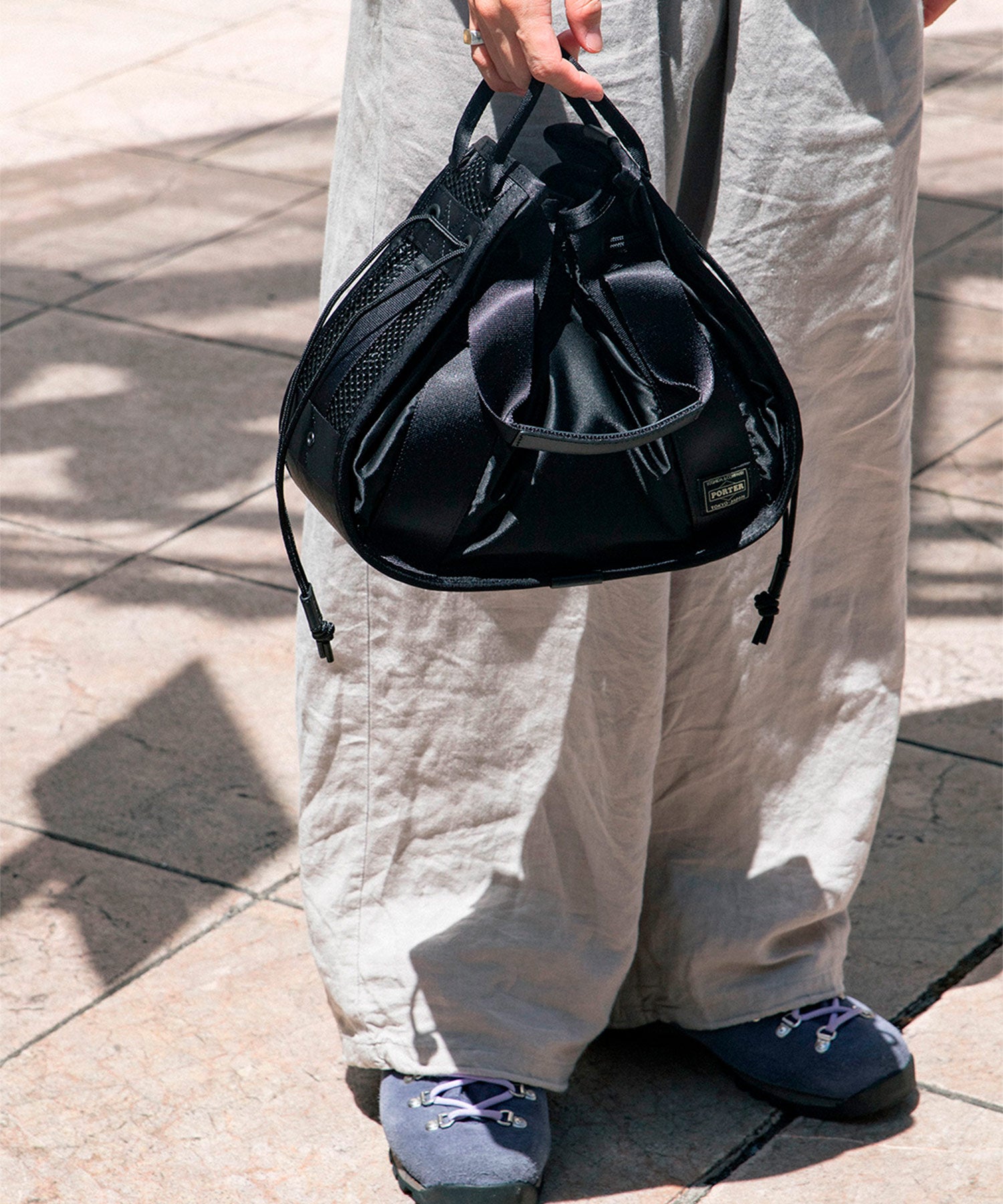BOUNCE DRAWSTRING TOTE BAG